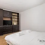Rona شقة *